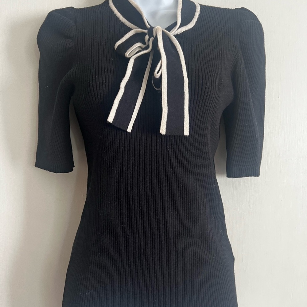 CeCe Black knit top with Cream Bow